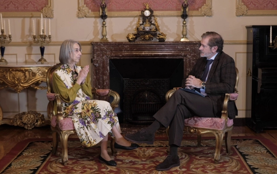 Emeritus - Isabel del Val