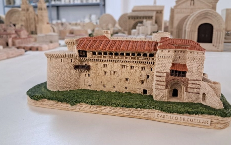 Curiosidades Históricas - castillo de Cuéllar - Segovia (podcast)